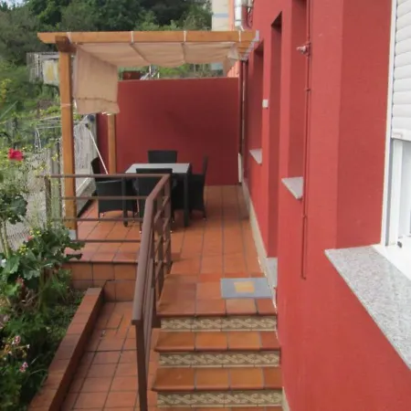 - 2 Bedrooms With Sea Views - 01892 Apartman Bueu